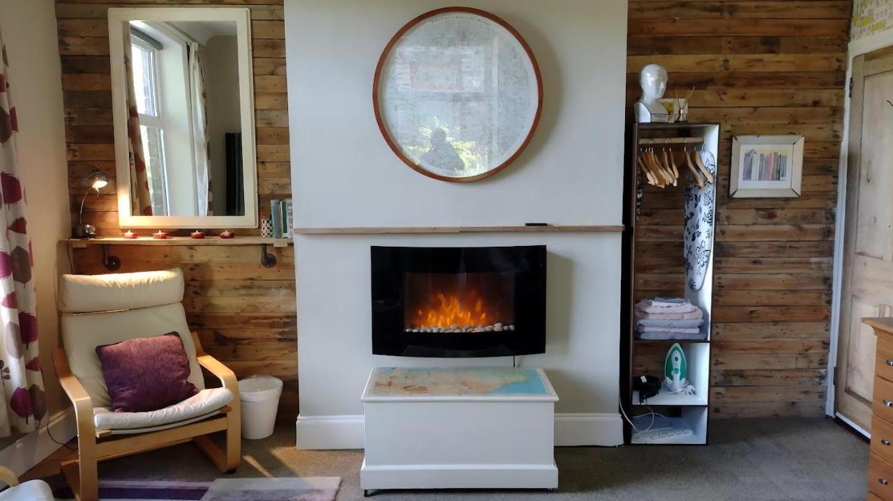 The Cabin - Great Views, Garden, Netflix, Near Town 헵덴브릿지 외부 사진