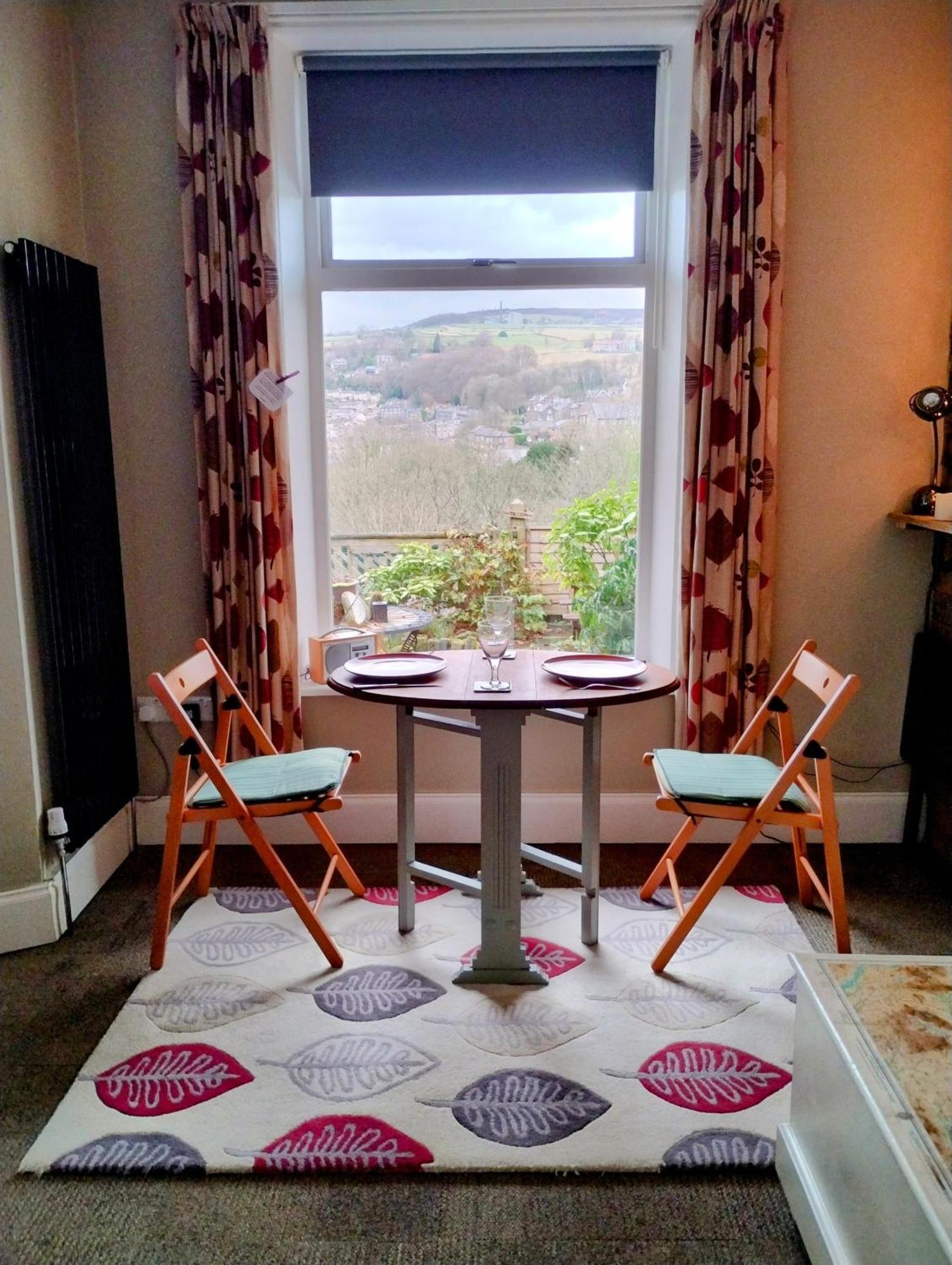 The Cabin - Great Views, Garden, Netflix, Near Town 헵덴브릿지 외부 사진